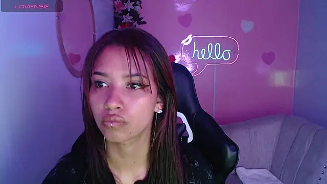 nilia ch online show from 01/24/25, 10:19