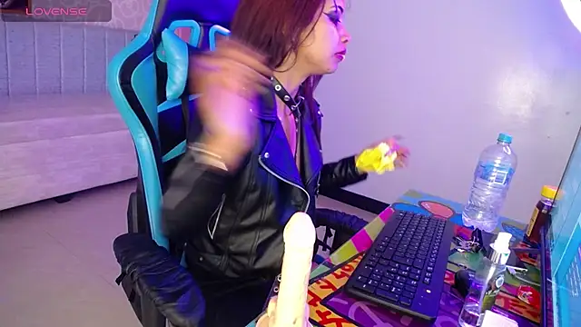 nilia ch online show from 02/14/25, 05:30