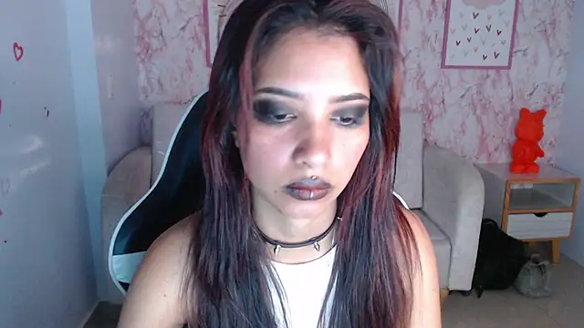 nilia ch online show from 02/23/25, 11:33