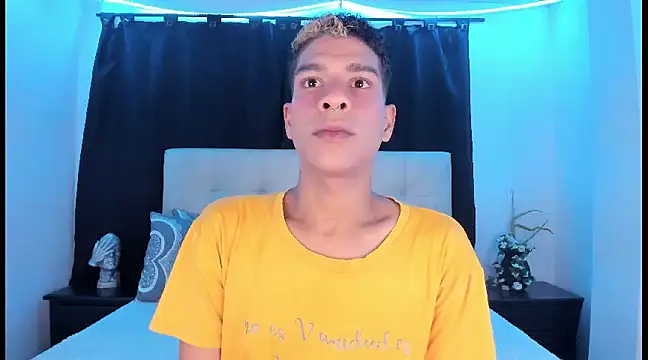 Ethan Boyy online show from 01/24/25, 08:02