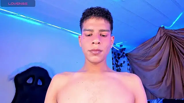 Ethan Boyy online show from 11/28/25, 11:18