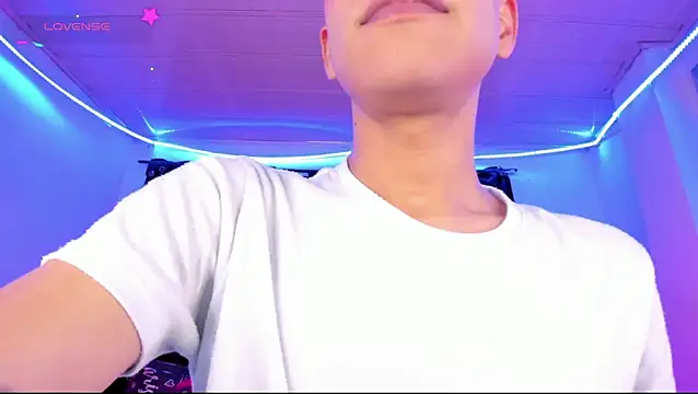 Ethan Boyy online show from 05/11/26, 11:57
