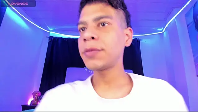 Ethan Boyy online show from 05/28/26, 05:43