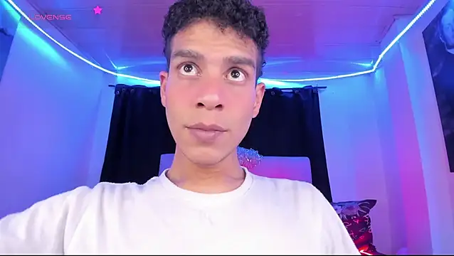 Ethan Boyy online show from 06/12/26, 08:52