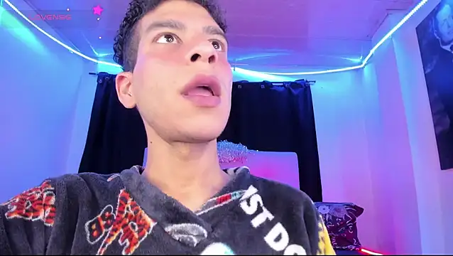 Ethan Boyy online show from 06/19/26, 06:01