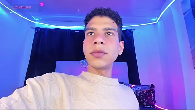 Ethan Boyy online show from 06/26/26, 08:24