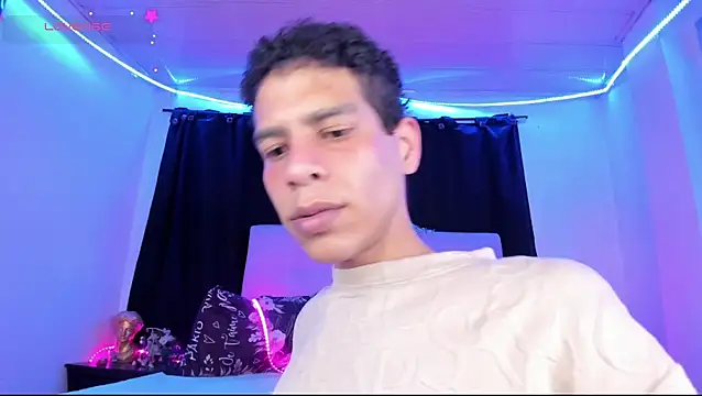 Ethan Boyy online show from 07/25/26, 03:31