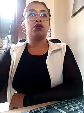 AnonymousGirl online show from 10/13/25, 02:39