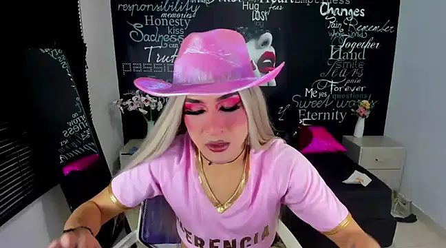 Snapshot of Georgina_Giio chatting on 01/14/25, 05:08 Georgina Giio online show from 01/14/25, 05:08