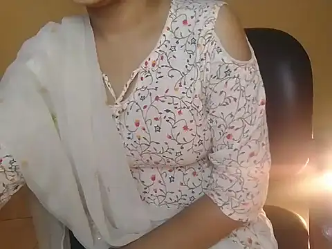 Snapshot of sassy-riya_ chatting on 01/28/25, 05:43 sassy-riya online show from 01/28/25, 05:43