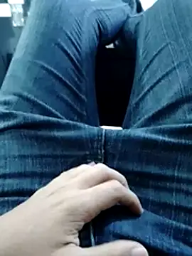 alejo5288 online show from 10/24/25, 06:26