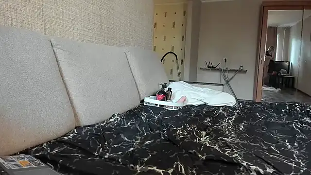 KittyMeawsX online show from 06/11/26, 03:59