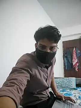 Snapshot of NikaYeptho chatting on 10/16/25, 11:55 NikaYeptho online show from 10/16/25, 11:55