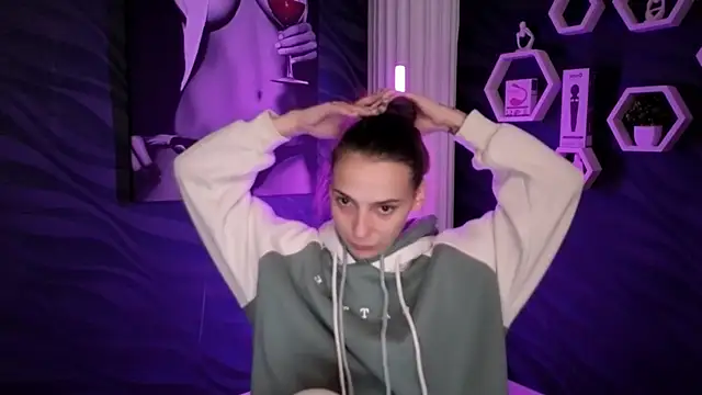 annabishop online show from 10/09/25, 12:19