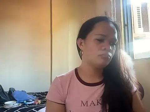 SophiaCourthaway online show from 06/15/26, 10:45