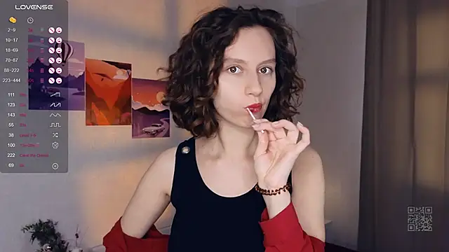 Leya Curly online show from 03/16/25, 12:44