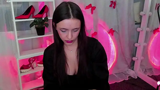 Sahara Shields online show from 01/14/25, 04:29