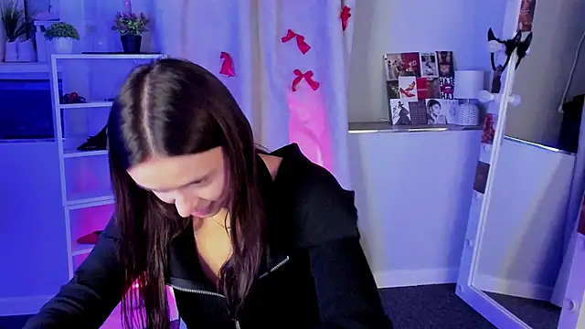 Sahara Shields online show from 09/11/25, 10:04