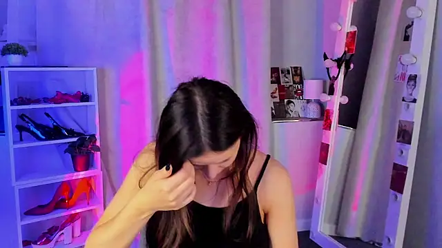 Sahara Shields online show from 09/28/25, 10:53