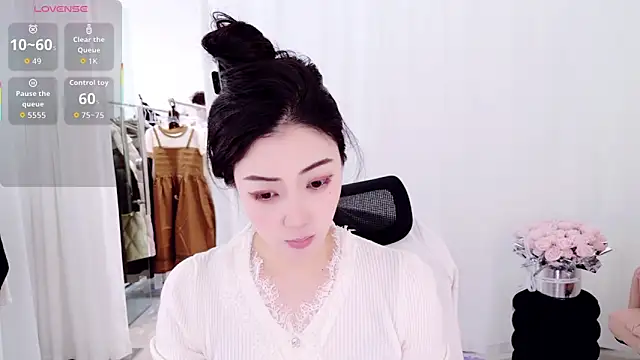 miaomiao-777 online show from 04/12/26, 01:21