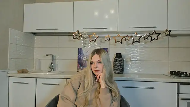 Snapshot of SynnoveEyre chatting on 02/10/25, 02:48 SynnoveEyre online show from 02/10/25, 02:48