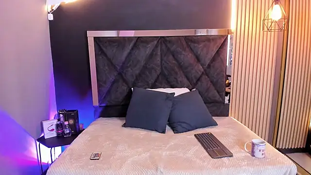 Victoriajohns mjs online show from 03/18/25, 07:53