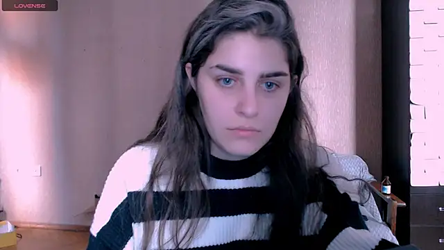  Roselina  online show from 11/25/25, 11:21