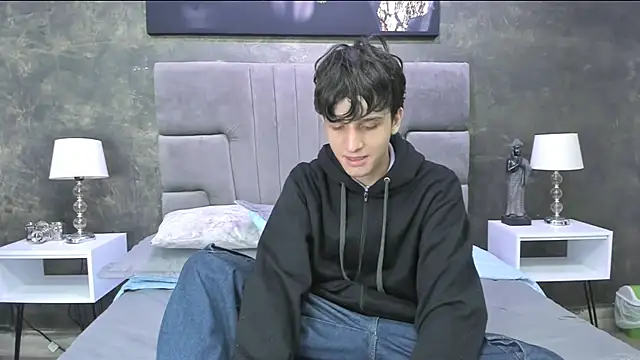 bruce hans online show from 09/23/25, 12:19