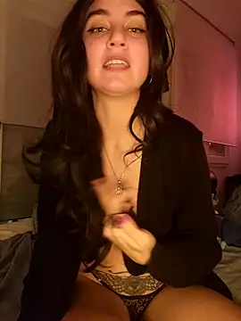 Vanessa-2002 online show from 11/10/25, 10:09