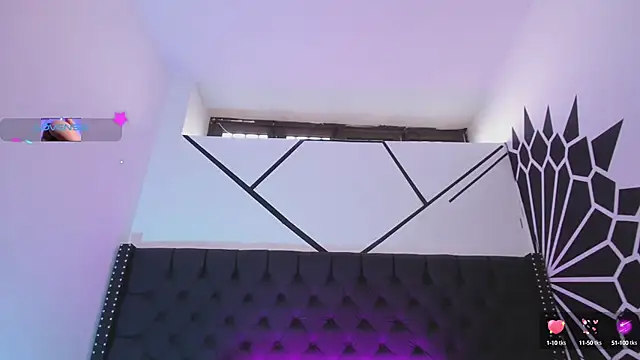 EthaanCox online show from 10/02/25, 08:38