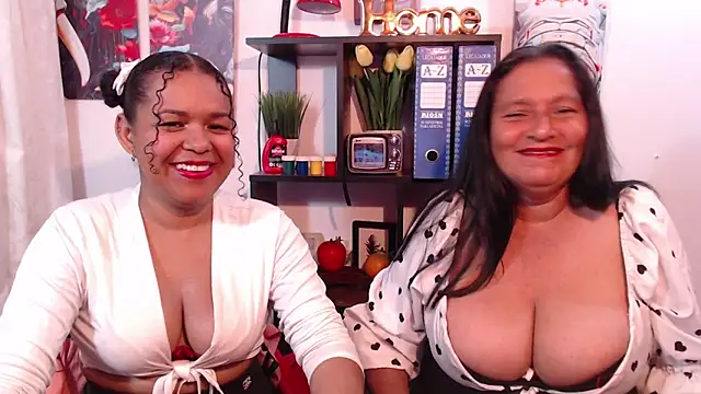 lady rebecca online show from 02/17/25, 07:53