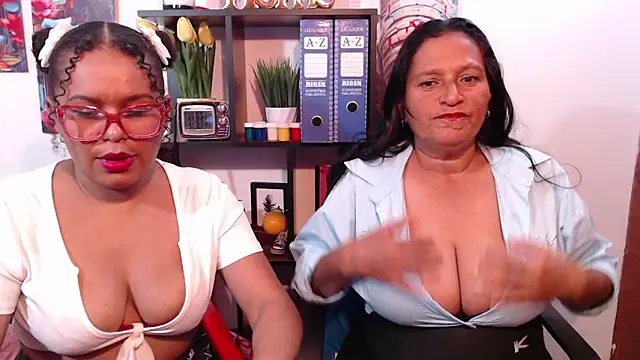 lady rebecca online show from 03/02/25, 04:17