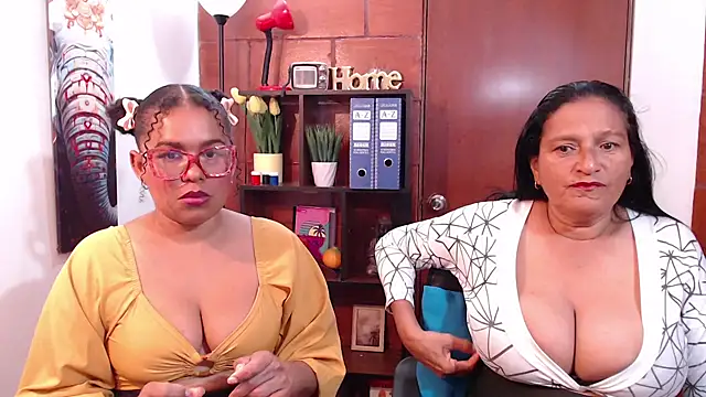 lady rebecca online show from 03/12/25, 05:24
