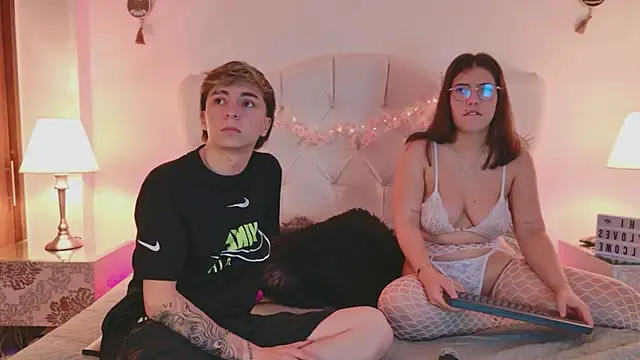 ethan and ava online show from 09/25/25, 02:59