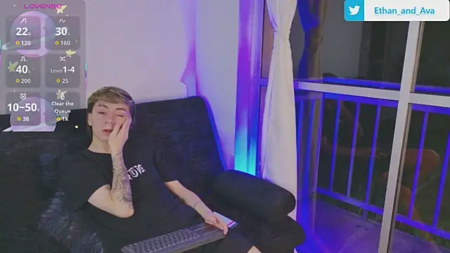 ethan and ava online show from 10/09/25, 02:42