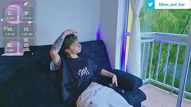 ethan and ava online show from 10/10/25, 12:37