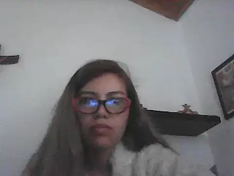 VittoriaTaylor online show from 02/03/25, 01:40