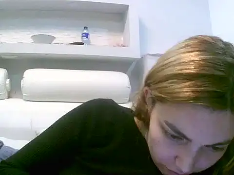 Snapshot of VittoriaTaylor chatting on 11/28/25, 02:03 VittoriaTaylor online show from 11/28/25, 02:03