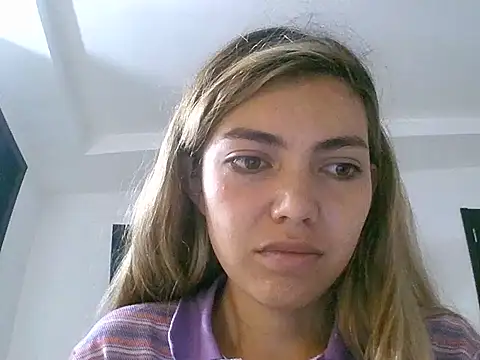Snapshot of VittoriaTaylor chatting on 04/25/26, 02:47 VittoriaTaylor online show from 04/25/26, 02:47