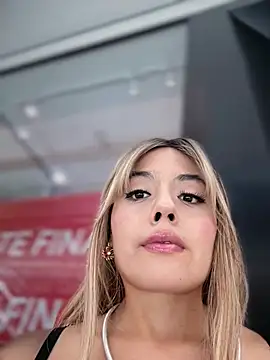 monicavictoria1301 online show from 07/24/26, 12:47
