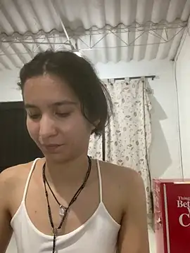 Bella still online show from 03/18/25, 01:32