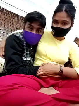 Snapshot of Sexy-Couple20 chatting on 01/14/25, 12:24 Sexy-Couple20 online show from 01/14/25, 12:24