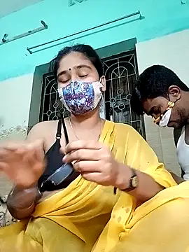 Snapshot of Sexy-Couple20 chatting on 01/27/25, 07:46 Sexy-Couple20 online show from 01/27/25, 07:46