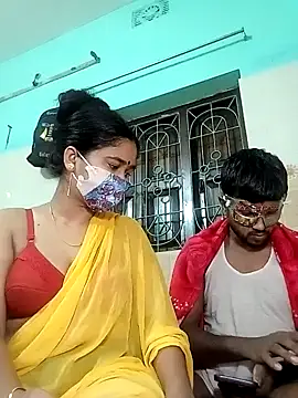 Snapshot of Sexy-Couple20 chatting on 01/31/25, 10:21 Sexy-Couple20 online show from 01/31/25, 10:21