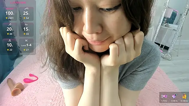 Snapshot of novaaskyy chatting on 06/09/26, 03:45 novaaskyy online show from 06/09/26, 03:45