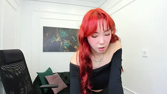 AnnaReyla online show from 05/05/26, 04:09