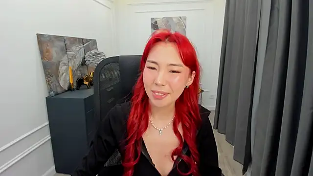 AnnaReyla online show from 05/16/26, 07:23