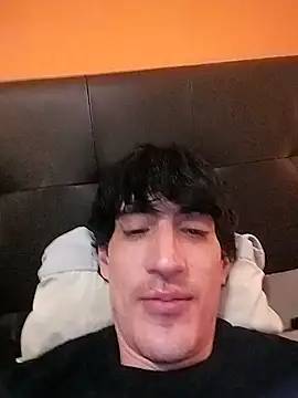 moutt99 online show from 01/15/25, 08:48