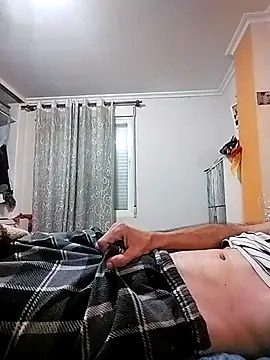 moutt99 online show from 12/17/25, 02:01