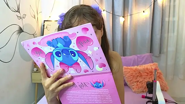 SERAFINA  online show from 10/22/25, 12:49